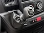 Opel Movano 2.2D Financial lease 140pk Bakwagen met Laadklep Achteruitrijcamera Cruise Control Meubelbak