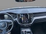 Volvo XC60 2.0 T8 Twin Engine AWD Inscription | Head Up Display | Dodehoekdetectie | Camera | Getint Glas | Adaptive Cruise Control | 20" | DAB | CarPlay | Volvo On Call | Bliss |