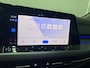 Volkswagen Golf 1.5 eTSI Style Camera Trekhaak Apple Carplay Standkachel Headup 17inch Navigatie