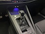 Volkswagen Golf 1.5 eTSI Style Camera Trekhaak Apple Carplay Standkachel Headup 17inch Navigatie