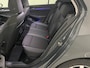 Volkswagen Golf 1.5 eTSI Style Camera Trekhaak Apple Carplay Standkachel Headup 17inch Navigatie