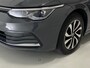 Volkswagen Golf 1.5 eTSI Active Camera Trekhaak Apple Carplay Standkachel Headup 17inch Navigatie