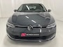 Volkswagen Golf 1.5 eTSI Style Camera Trekhaak Apple Carplay Standkachel Headup 17inch Navigatie