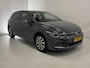 Volkswagen Golf 1.5 eTSI Active Camera Trekhaak Apple Carplay Standkachel Headup 17inch Navigatie