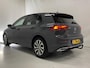 Volkswagen Golf 1.5 eTSI Active Camera Trekhaak Apple Carplay Standkachel Headup 17inch Navigatie