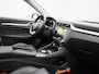 MG ZS MG EV Luxury 45 kWh | Panoramadak | Adaptieve Cruise CTRL | Camera | Stoelverwarming | LMV | Elekt. Verstelbare Bestuurderstoel |