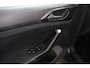 Volkswagen T-Cross 1.0 TSI 110 pk Life Plus Navigatie Apple Carplay/Android Auto Adaptive Cruise Control Lane Assist Camera Parkeersensoren Stoelverwarming \ DAB