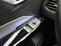 Volkswagen ID.3 First Max 58 kWh | Elektrische Stoel | Privacy Glass | Apple Carplay / Android Auto | Lichtmetalen Velgen | Head Up Display | Camera |