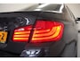 BMW 5-Serie 520i Executive Aut. [ Xenon Navigatie PDC ]