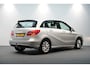 Mercedes-Benz B-klasse 180 ✅ WEGK.TREKHAAK ✅ NAVI ✅ 4 SEIZOEN BANDEN ✅ CRUISE ✅ LICHTMETAAL ✅ HOGE INSTAP