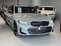 BMW 3-Serie 320e Touring M-SPORT | PANORAMADAK| LEDER SPORT INTERIEUR| HEAD-UP DISPLAY| BORDENHERKENNING| DODE HOEK DETECTIE| HERMANKARDON | AIROC/ECC | CRUISECONTROLL | CAMERA | PARKEERSENSOREN |