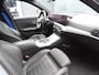 BMW 3-Serie Touring 320e M-SPORT | PANORAMADAK| LEDER SPORT INTERIEUR| HEAD-UP DISPLAY| BORDENHERKENNING| DODE HOEK DETECTIE| HERMANKARDON | AIROC/ECC | CRUISECONTROLL |  CAMERA | PARKEERSENSOREN |