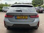 BMW 3-Serie 320e Touring M-SPORT | PANORAMADAK| LEDER SPORT INTERIEUR| HEAD-UP DISPLAY| BORDENHERKENNING| DODE HOEK DETECTIE| HERMANKARDON | AIROC/ECC | CRUISECONTROLL | CAMERA | PARKEERSENSOREN |