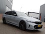 BMW 3-Serie Touring 320e M-SPORT | PANORAMADAK| LEDER SPORT INTERIEUR| HEAD-UP DISPLAY| BORDENHERKENNING| DODE HOEK DETECTIE| HERMANKARDON | AIROC/ECC | CRUISECONTROLL |  CAMERA | PARKEERSENSOREN |