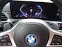 BMW 3-Serie Touring 320e M-SPORT | PANORAMADAK| LEDER SPORT INTERIEUR| HEAD-UP DISPLAY| BORDENHERKENNING| DODE HOEK DETECTIE| HERMANKARDON | AIROC/ECC | CRUISECONTROLL | CAMERA | PARKEERSENSOREN |