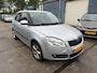Skoda Fabia 1.6-16V Ambiente 1e eigenaar! lichte voorschade!