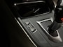 BMW 3-Serie 320i Executive - Automaat - Navi / Bluetooth / Cruise
