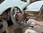 BMW 3-Serie 320i Executive - Automaat - Navi / Bluetooth / Cruise