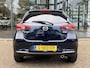 Mazda 2 1.5 Skyactiv-G Luxury | ACHTERUITRIJCAMERA | STOEL-EN STUURVERWARMING | LM VELGEN | CARPLAY | NAVIGATIE