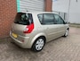 Renault Scenic 2.0-16V Business Line Clima! Navi! Bj:2008 NAP!