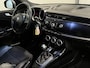 Alfa Romeo Giulietta 1.4 T Distinctive 170 PK [ NAP leder/alcantara navi ]