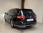 Volkswagen Passat Variant 1.5 TSI R-Line Business+ - Panorama - Trekhaak - Vol