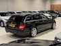 Mercedes-Benz C-klasse 200 AUT AMG Line, NAP, Command Navi, Led, 18" AMG Velgen, Private Glas, Camera, Multistuur, Trekhaak 13P