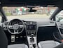 Volkswagen Golf 1.5 TSI Highline Business R, Apple Carplay/Android,Panoramadak,Navigatie,Parkeersensoren