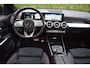 Mercedes-Benz GLB 200 Business Solution AMG 7persoons. ORG.NED / PANORAMADAK / EL.STOELEN / SFEERVERLICHTING / TREKHAAK / CARPLAY