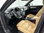 Volvo XC40 T4 Inscription | 21" | Panoramadak | Elektrisch verst. stoelen | Adaptieve cruise | BLIS | Full LED | Keyless | Stoel/stuur/achterbankverwarming