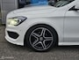 Mercedes-Benz CLA 180 AMG Line Panorama/Harman Kardon/NAP