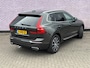 Volvo XC60 2.0 B4 AWD Inscription | Trekhaak | Harman Kardon Audio | Stoel- / Stuurverwarming | Cruise Control | Parkeercamera | Power Seat | Getint Glas | Parkeerverwarming | Verwarmbare Voorruit | DAB | Parkeersensoren Voor + Achter |