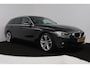 BMW 3-Serie Touring 320i Executive (NAVIGATIE, PARKEERSENSOREN, CRUISE CONTROL, AUTOMAAT)