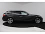BMW 3-Serie Touring 320i Executive (NAVIGATIE, PARKEERSENSOREN, CRUISE CONTROL, AUTOMAAT)