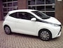 Toyota Aygo 1.0 VVT-i x-play CAMERA / CRUISE CTR / AIRCO/LED