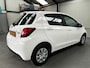 Toyota Yaris 1.0 VVT-i Aspiration KEURIGE AUTO !! | 12 Voltaansluiting | 1e Eigenaar. | Achteruitrijcamera