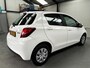 Toyota Yaris 1.0 VVT-i Aspiration 1e eigenaar! KEURIGE AUTO !! | 12 Voltaansluiting | 1e Eigenaar. | Achteruitrijcamera