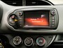 Toyota Yaris 1.0 VVT-i Aspiration 1e eigenaar! KEURIGE AUTO !! | 12 Voltaansluiting | 1e Eigenaar. | Achteruitrijcamera