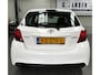Toyota Yaris 1.0 VVT-i Aspiration KEURIGE AUTO !! | 12 Voltaansluiting | 1e Eigenaar. | Achteruitrijcamera