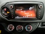 Toyota Yaris 1.0 VVT-i Aspiration KEURIGE AUTO !! | 12 Voltaansluiting | 1e Eigenaar. | Achteruitrijcamera