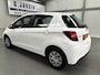 Toyota Yaris 1.0 VVT-i Aspiration 1e eigenaar! KEURIGE AUTO !! | 12 Voltaansluiting | 1e Eigenaar. | Achteruitrijcamera