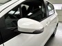 Toyota Yaris 1.0 VVT-i Aspiration KEURIGE AUTO !! | 12 Voltaansluiting | 1e Eigenaar. | Achteruitrijcamera