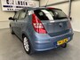 Hyundai i30 1.6i Dynamic Business | Airco (automatisch) | Alarmsysteem | Lichtmetalen velgen 16"