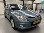 Hyundai i30 1.6i Dynamic Business | Airco (automatisch) | Alarmsysteem | Lichtmetalen velgen 16"