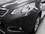 Peugeot 2008 1.2 VTi Allure Pack Premium Plus | 12 Voltaansluiting | 16" LMV Hydre Gris Dilium | AUX aansluiting