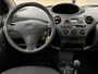 Toyota Yaris 1.0-16V VVT-i Terra MOOI !!!