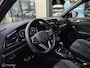 Volkswagen T-Roc 1.5 TSI 3x R-Line Business+ Panorama/Keyless/Trekhaak/Ascotgrey