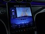 Mercedes-Benz C-klasse Estate 300 e AMG Plug-In Hybride AMG Line | Trekhaak | Panorama Schuif-Kanrteldak | Distronic | Stuur en Stoelverwarming. Inclusief 24 maanden Mercedes-Benz Certified garantie voor Europa.