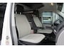 Volkswagen Transporter 2.0 TDI 140pk LANG (lage km stand) T5 GP Camper L2H1 hefdak 4 persoons. Inbouw 2023 , Zonnepaneel , Omvormer 220V , Lifeop Accu,Trekhaak, Navigatie , Cruisecontrol ,Parkeersensoren. etc