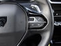Peugeot 2008 136pk Hybrid Allure | Camera | Navigatie | Parkeersensoren VOOR+Achter | LEER/Stof | AUTOMAAT